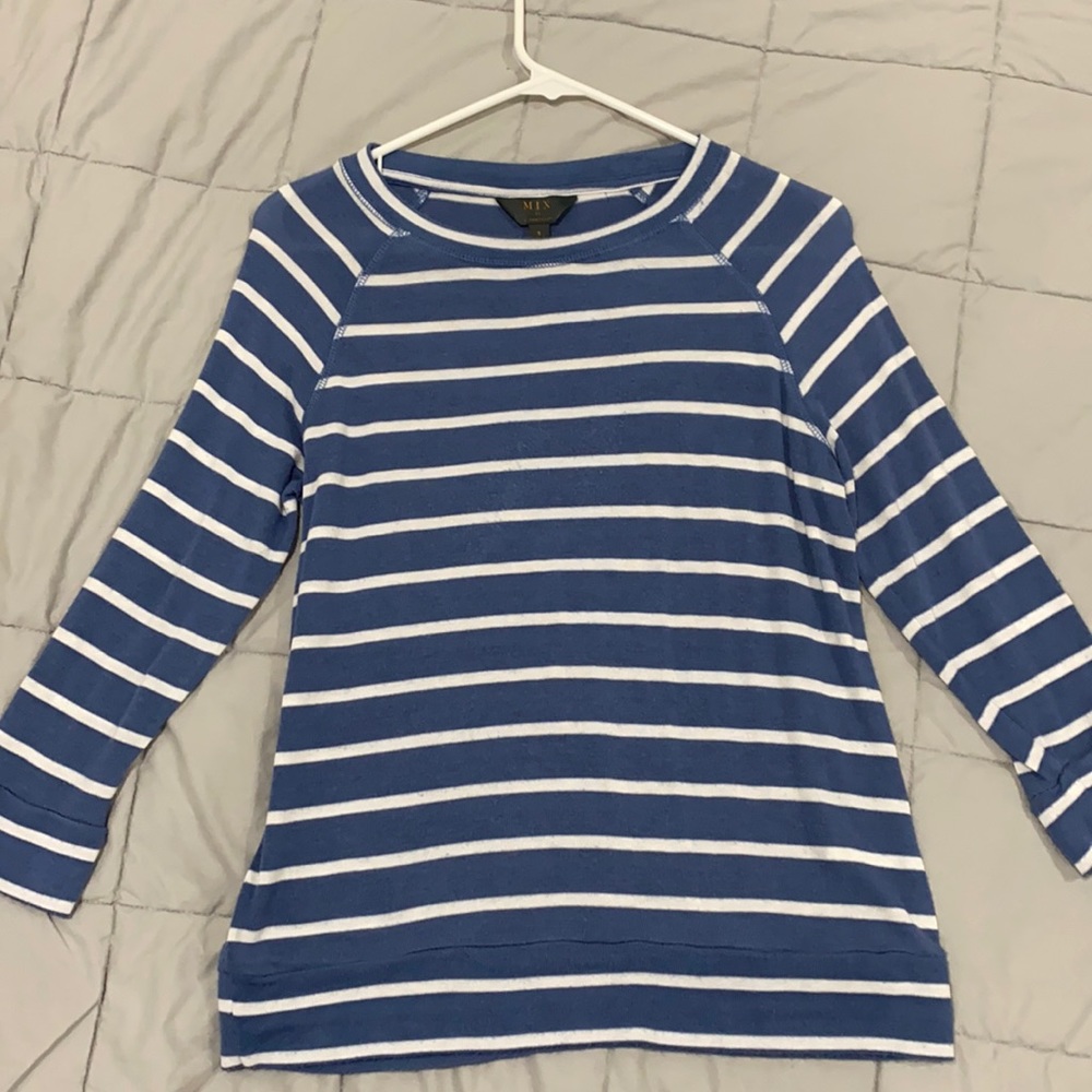 3/4 length sleeve shirt